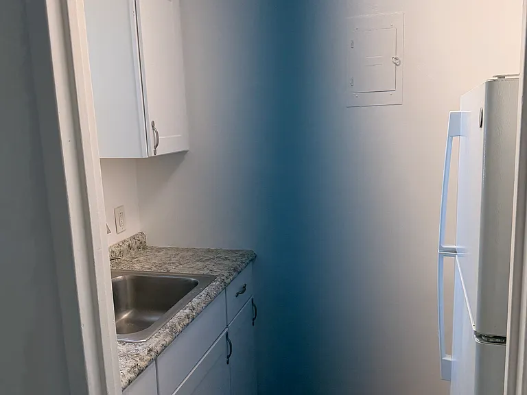 848 Thorn St #79 — Photo 2