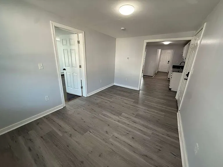88 Cross St — Photo 14