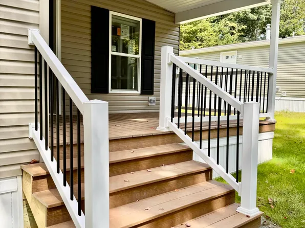 115 Rustic Rd, Greentown, PA 18426