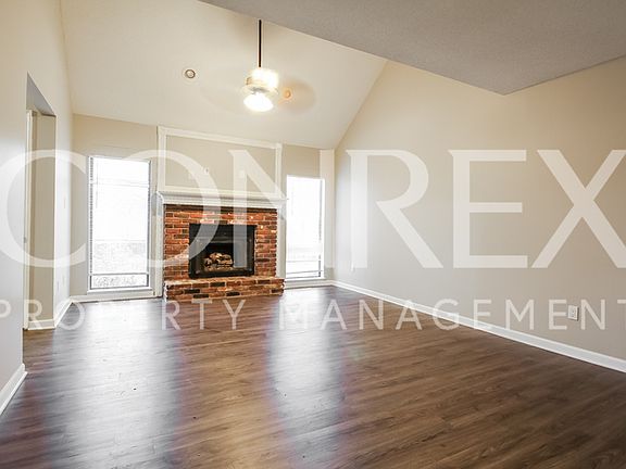 3rd image of 2709 S Sioux Ave