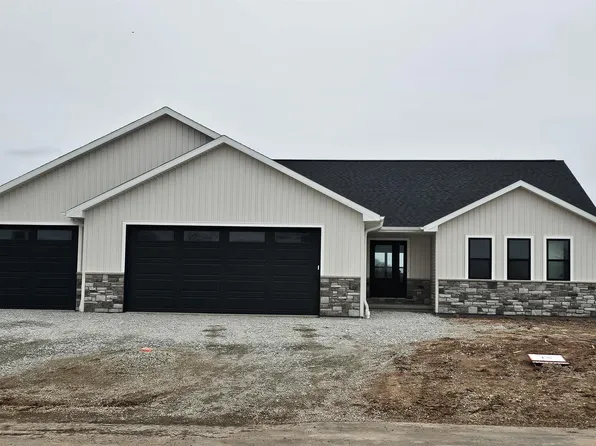 N9285 Homestead Ln, Appleton, WI 54915