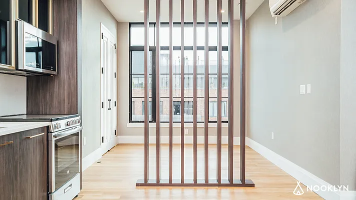 Rented by Nooklyn NYC LLC | media 54