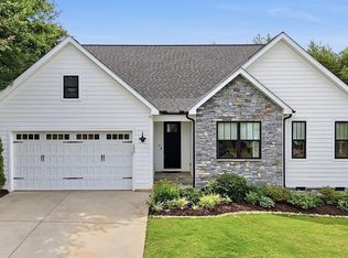 103 Nakkol Dr, Simpsonville, SC 29680