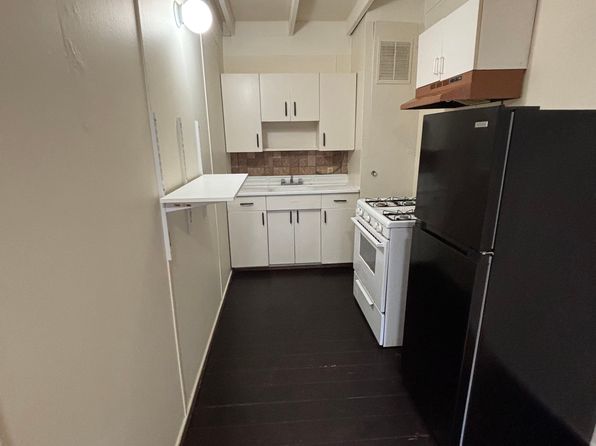 879 Lyndon St APT 9