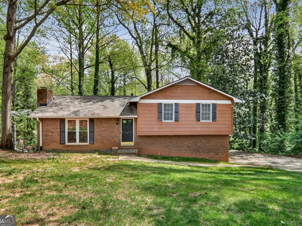 6431 Wright Rd, Sandy Springs, GA 30328