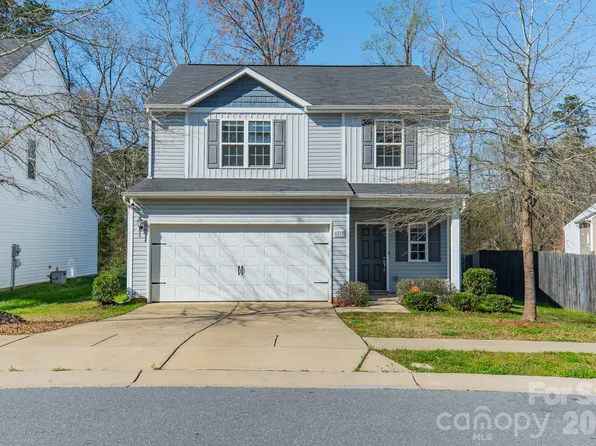 8315 Paw Valley Ln, Charlotte, NC 28214