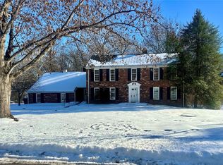 722 High Hampton Rd, Saint Louis, MO 63124