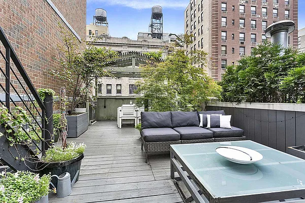 Sold by Corcoran | media 15