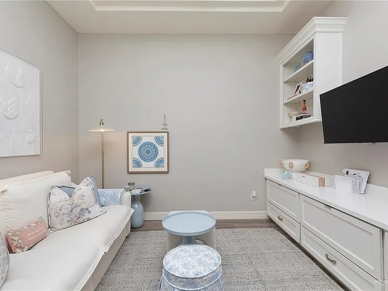 2608 Arroyo Ave — Photo 10
