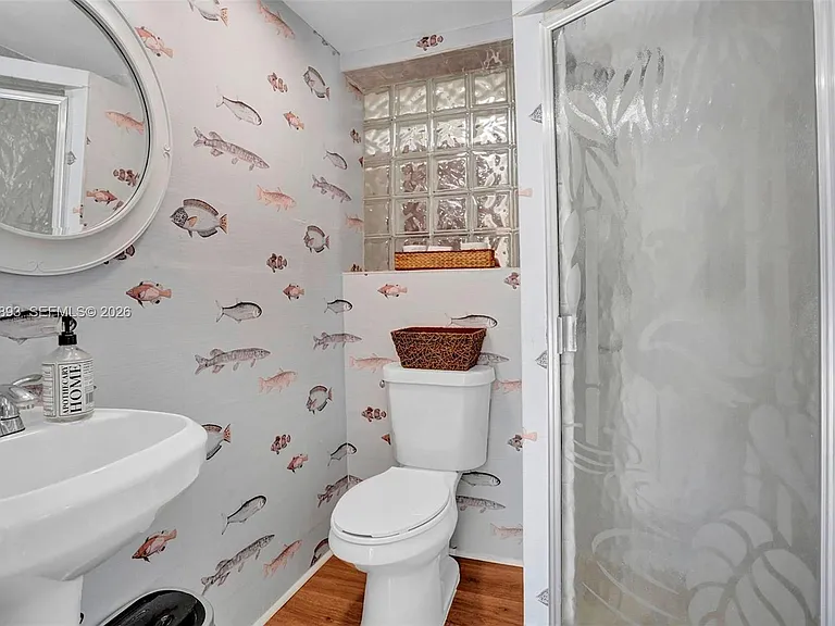 3920 Monserrate St — Photo 25