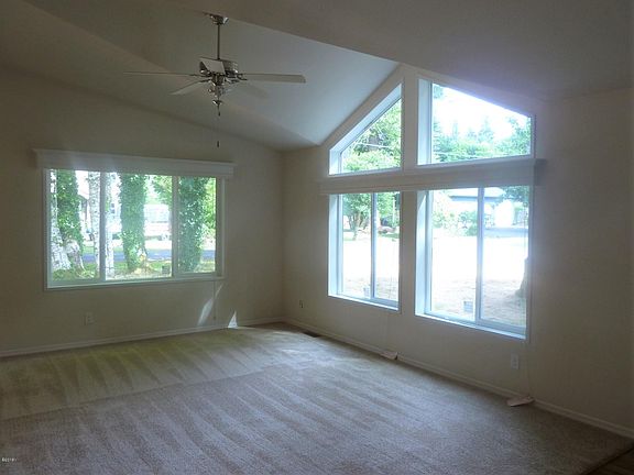 4th image of 2505 N Chinook Ln
