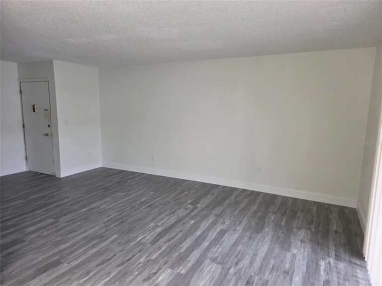 22333 Edgewater Dr #C2 — Photo 6
