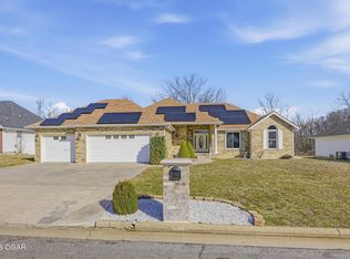 2013 E Whitney Way, Joplin, MO 64801