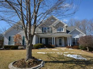 3031 Sandy Point Ct, Lake Saint Louis, MO 63367