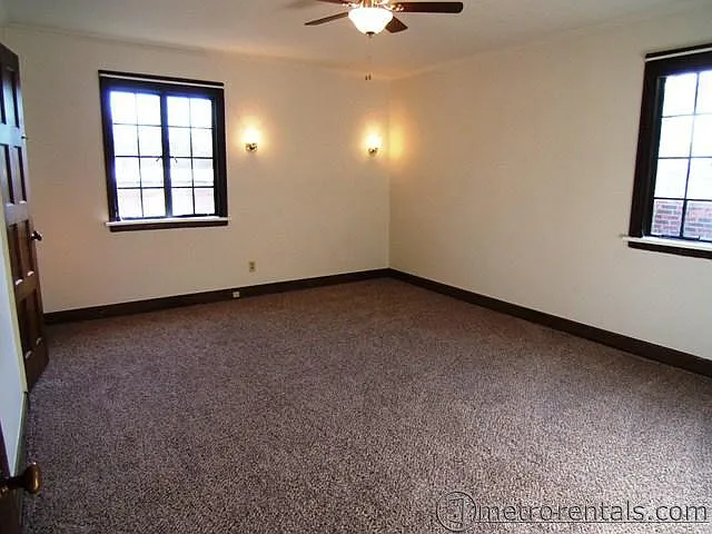 440-450 Rhoads Ave — Photo 41