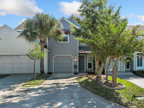 1433 Spindrift Cir E