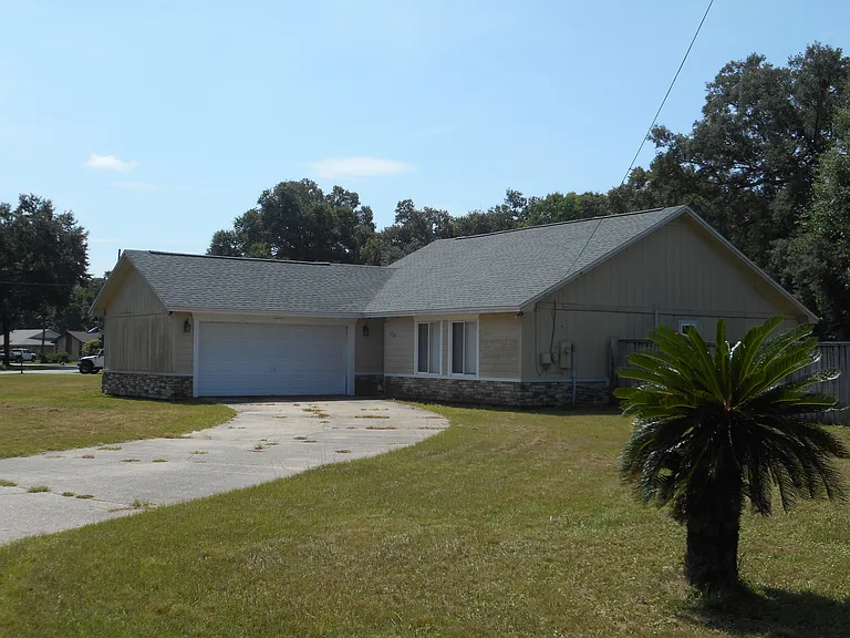 1729 Quiet Oak Ln — Photo 2