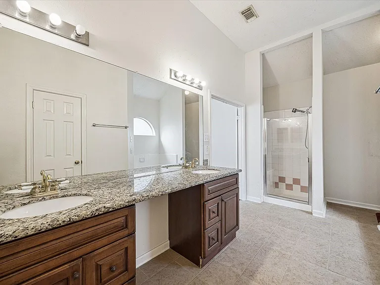 119 Lissa Ln — Photo 28