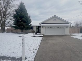 5203 Ridgeland St, Lorain, OH 44055