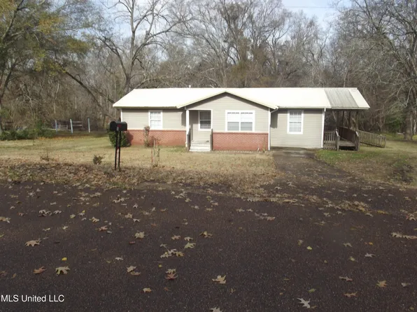 13 Pineview Dr, Natchez, MS 39120