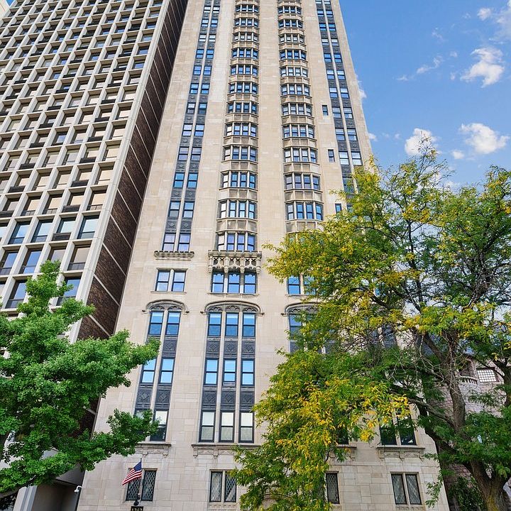 1st image of 1242 N Lake Shore Dr #24
