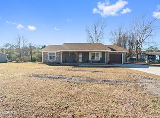 520 Fox Run Rd, Jacksonville, NC 28546