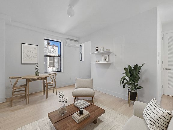 3rd image of 217 Thompson St APT 18