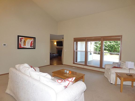 4th image of 7021 47th Ave NE