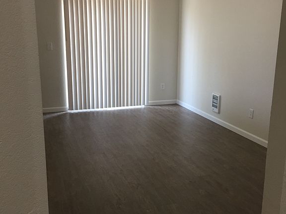 4th image of 1501 101st St E #1501