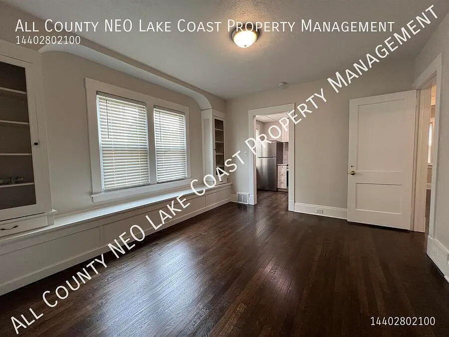 2 bed, 1046 sqft, $1,445 — Photo 4
