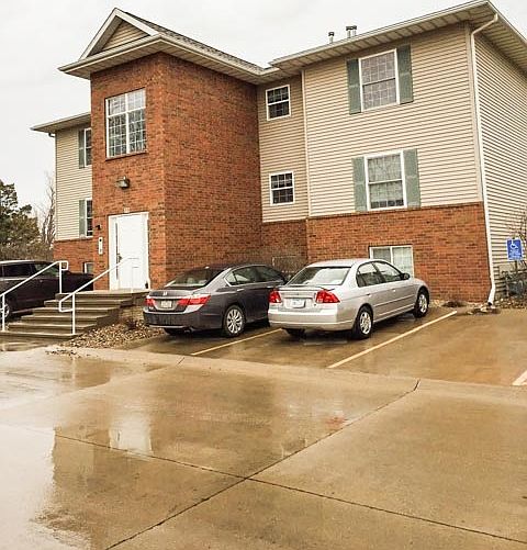 1st image of 10 Cherry Ct APT 3