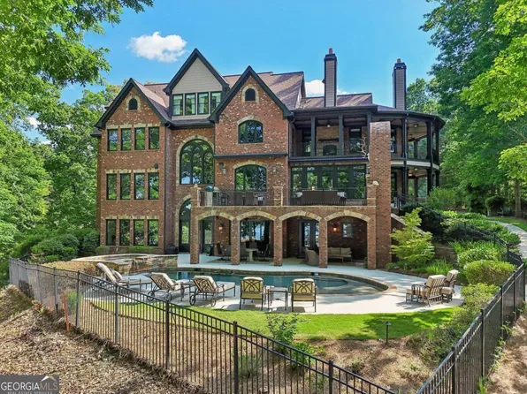 6678 Gaines Ferry Rd, Flowery Branch, GA 30542