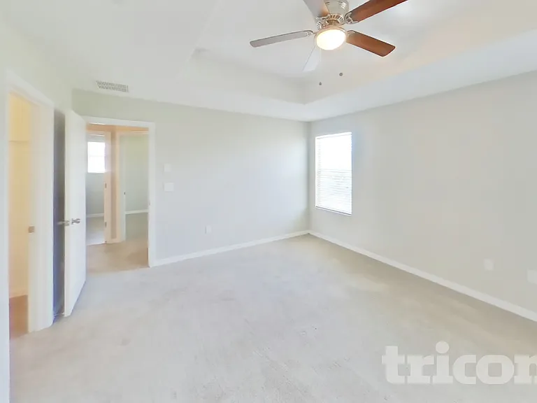 13814 Crater Cir — Photo 7