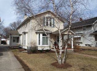 734 S Jackson St, Green Bay, WI 54301