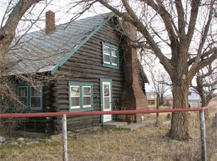 32 Canyon Rd, Clark, WY 82435