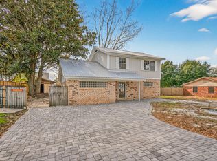 702 Whippoorwill Ln, Destin, FL 32541