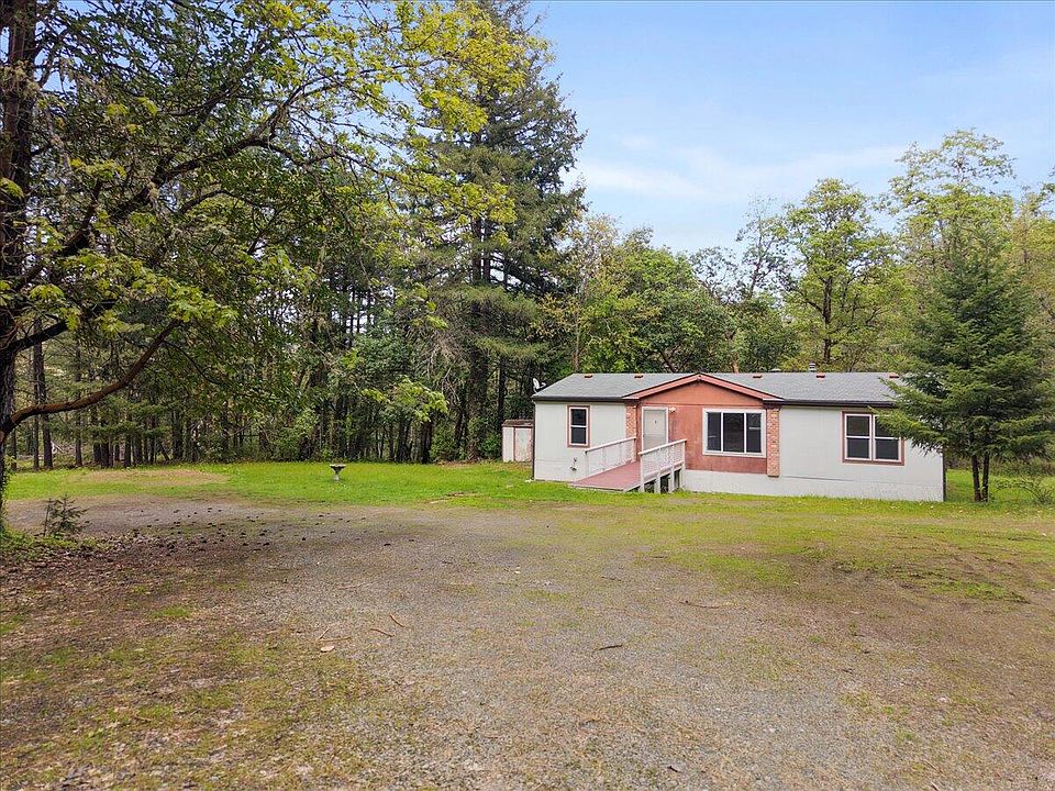 1st image of 1360 Sunny Glen Way