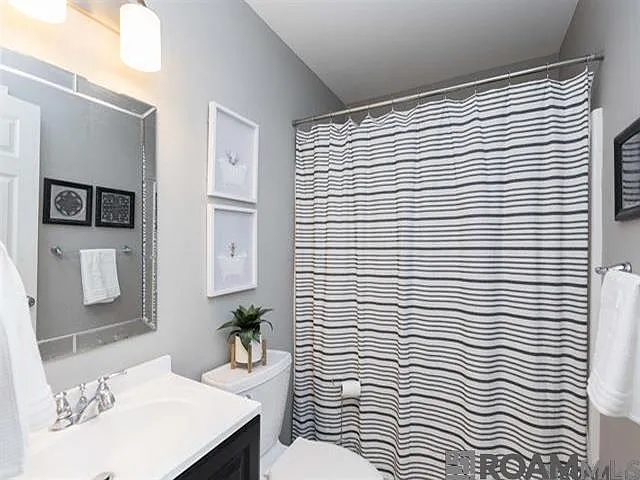 18634 White Oak Dr — Photo 13