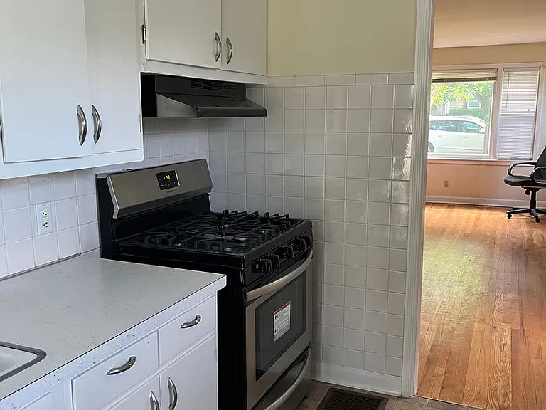 1368 Doten Ave — Photo 3