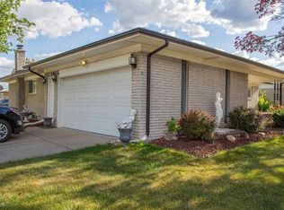 2684 Avis Dr S, Sterling Heights, MI 48310