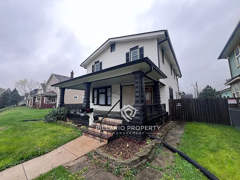 2422 Coyner Ave — Photo 3