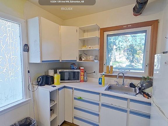 3rd image of 10204 123rd Ave NW