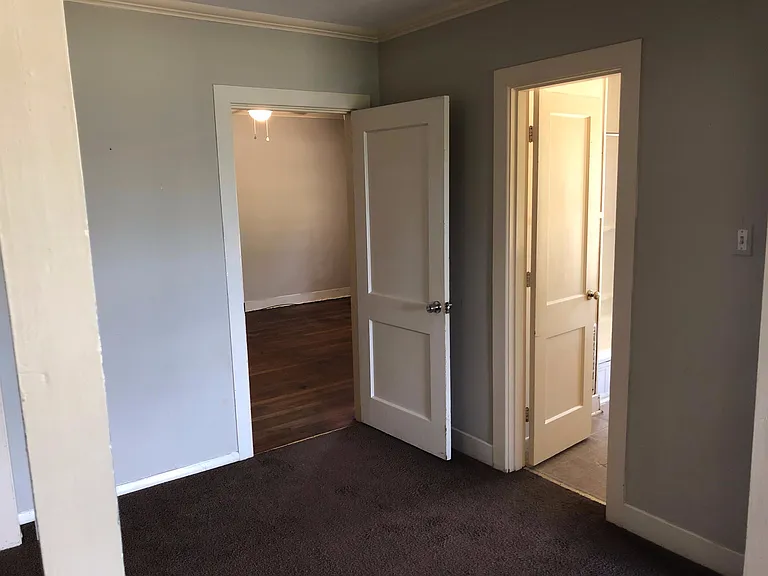 214 Lewis St — Photo 6