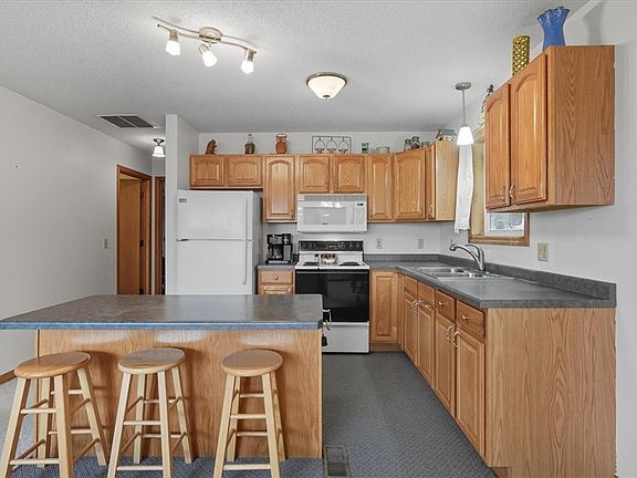 4th image of 1412 Brickyard Road