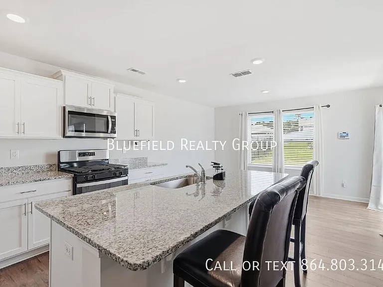 1313 Duffers Ln — Photo 12