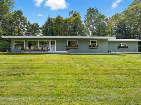 7 Oak Drive, Barre Town, VT 05641