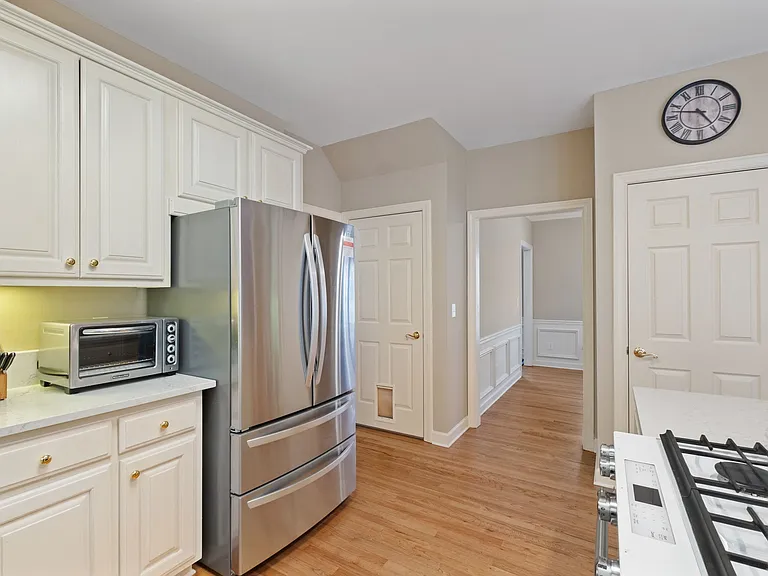 2293 Camden Dr SW — Photo 18