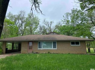 9307 S Powell Rd, Peoria, IL 61607