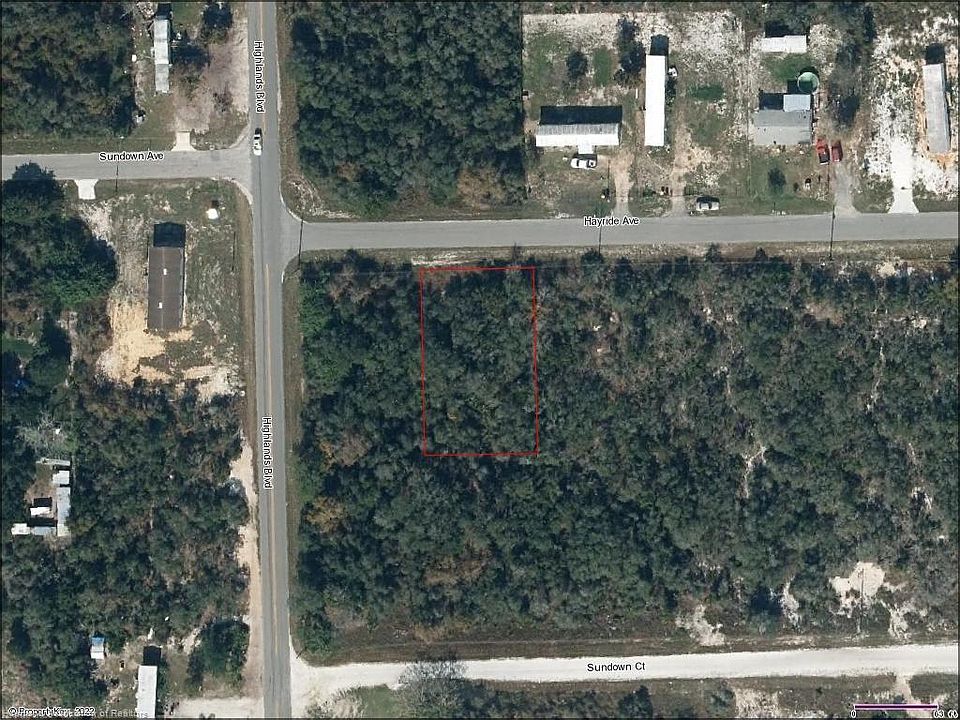 2nd image of 425 Hayride Ave