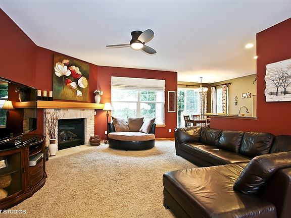 2nd image of N164W21031 Glen Brooke Dr
